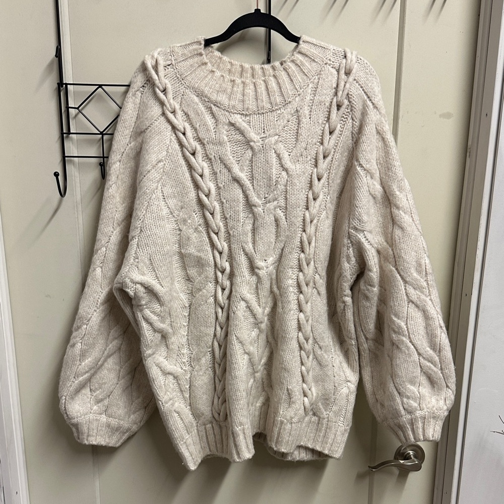 H&M Cream Cable Knit Crewneck Sweater